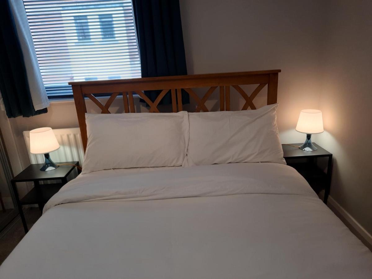Lovely 2- Bedroom Apartment In Belfast Exteriör bild