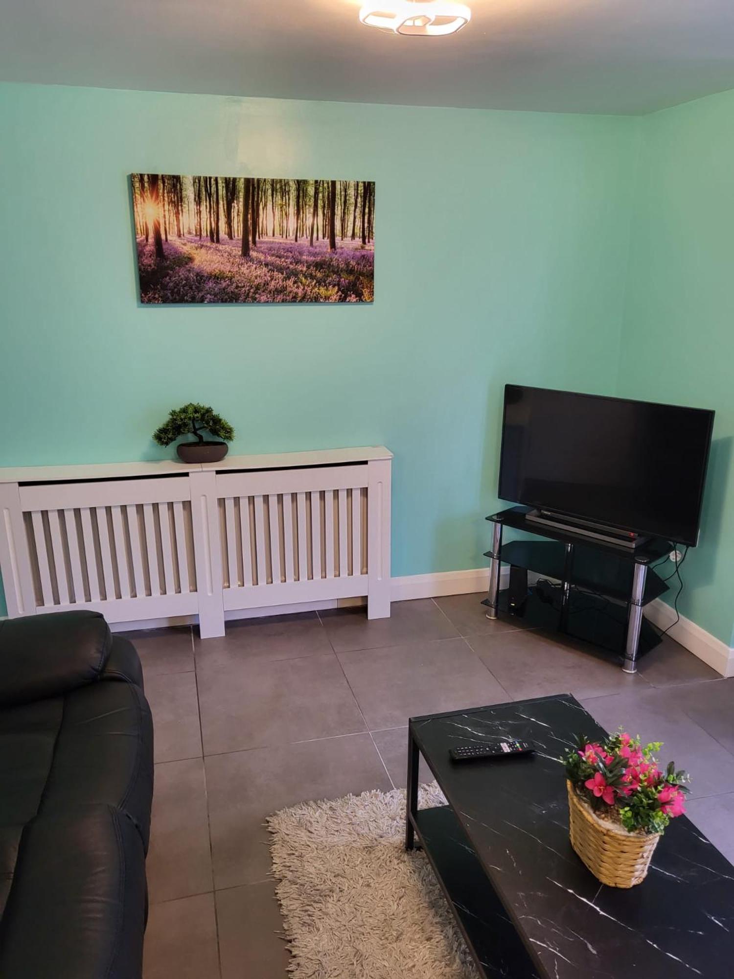 Lovely 2- Bedroom Apartment In Belfast Exteriör bild